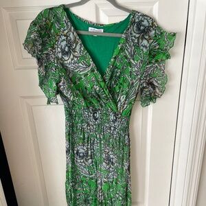 Sleeved dress